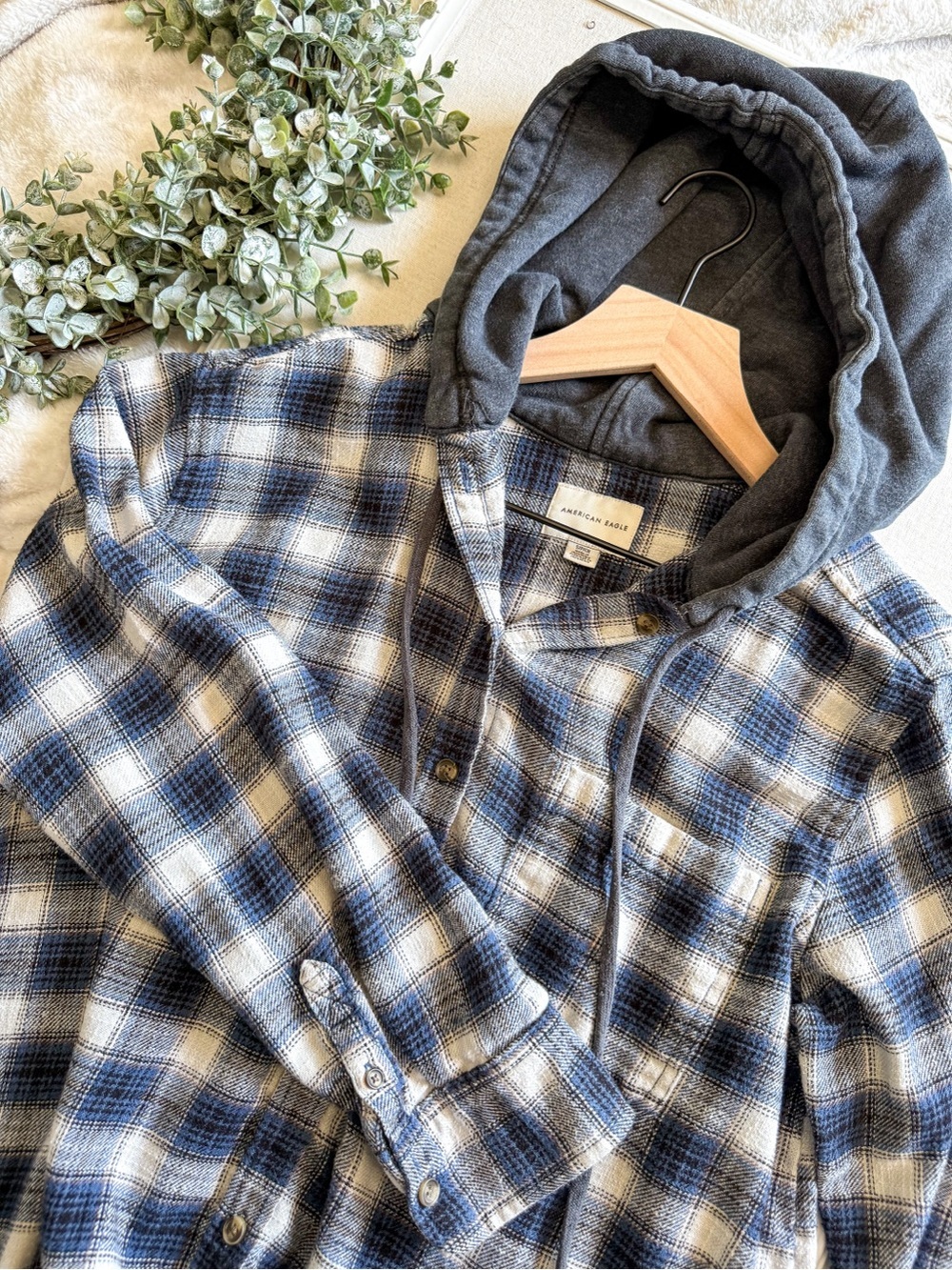 American Eagle Plaid Button Down With Hood Blue Size Small